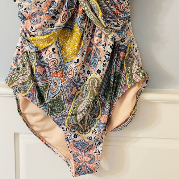 Garnet Hill Ruched Front Crossover Strap One Piece Swimsuit Baroque Paisley 12 - Picture 3 of 9